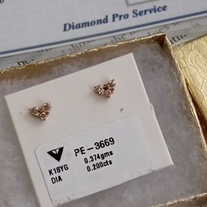 0.200 Carat Natural Diamond Heart Stud Earnings 18k Japan Gold